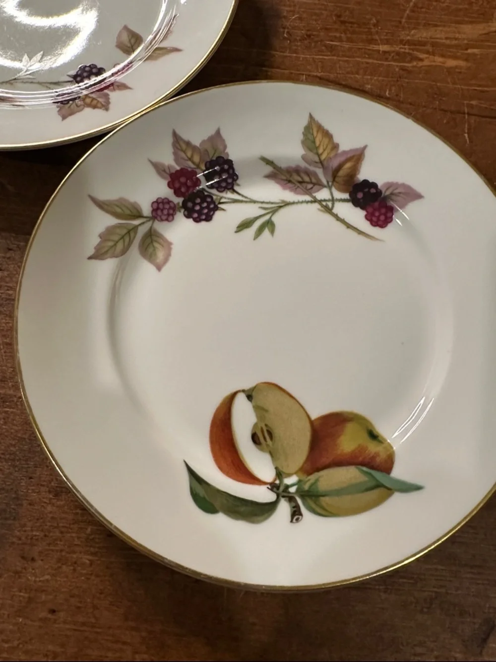 Royal Worcester Evesham Dessert Plates Set of 2 England Fruit Gold Rim